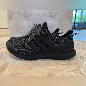 Adidas Ultraboost Breast cancer awareness month
